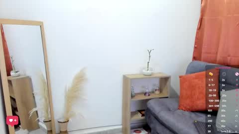 Snapshot of allison0724 chatting on 02.24.25 online show from 02.24.25