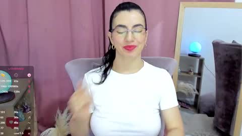 Snapshot of allison0724 chatting on 09.11.25 online show from 09.11.25