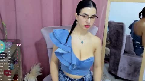 Snapshot of allison0724 chatting on 09.15.25 online show from 09.15.25