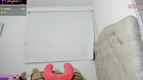 Snapshot of allison_18_ chatting on 12.07.24 Nana online show from 12.07.24