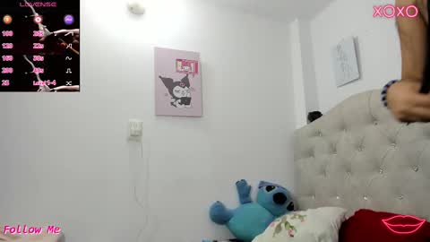 Snapshot of allison_18_ chatting on 02.12.25 Nana online show from 02.12.25