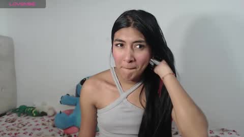 Snapshot of allison_18_ chatting on 10.14.25 Nana online show from 10.14.25