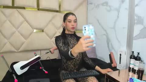 Snapshot of allison_69ts chatting on 04.08.26 allison_69ts online show from 04.08.26