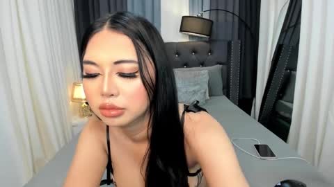 Snapshot of allison_maive chatting on 02.16.25 Allison online show from 02.16.25