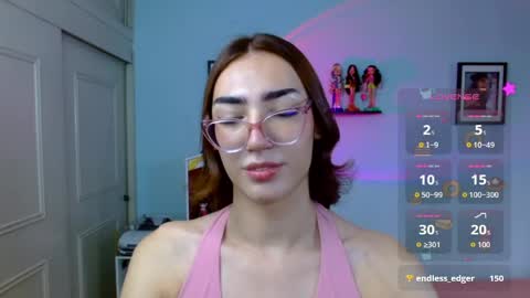 Snapshot of allisonblossom chatting on 06.05.26 online show from 06.05.26