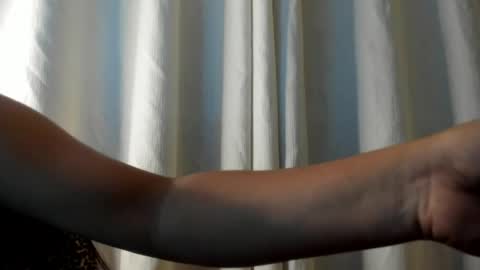 alison  online show from 04.12.26