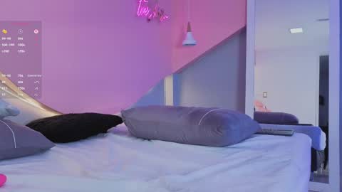 Alli  online show from 04.04.26