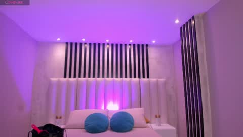Snapshot of allisonrogersx chatting on 07.11.26 Allison Rogers online show from 07.11.26