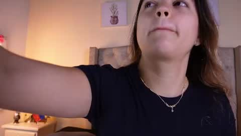 Snapshot of allisson_m chatting on 06.15.26 allisson online show from 06.15.26