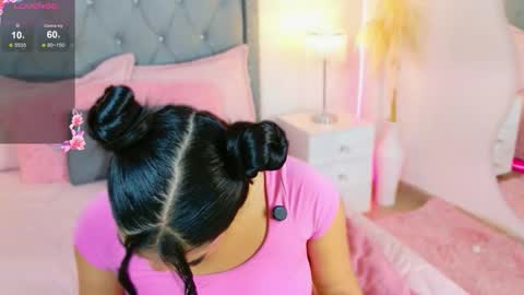 Snapshot of allissonjames chatting on 12.17.25 Allisson online show from 12.17.25