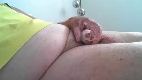 Snapshot of allof6 chatting on 12.08.24 allof6 online show from 12.08.24