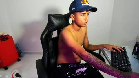 alluringangel0 online show from 11.11.25