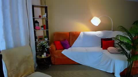 alluringeyess online show from 02.20.26