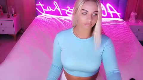 AlwaysHot online show from 11.20.25