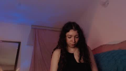 Snapshot of ally_donfort chatting on 02.16.25 Ally online show from 02.16.25