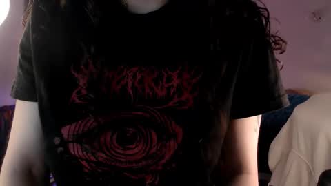 Snapshot of ally_donfort chatting on 09.09.25 Ally online show from 09.09.25