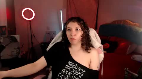 Snapshot of ally_donfort chatting on 11.14.25 Ally online show from 11.14.25