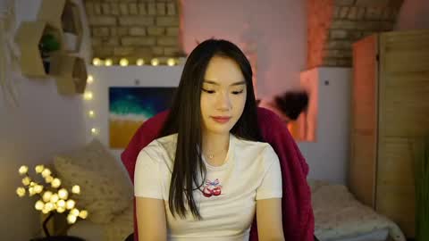 Allyah Sky online show from 02.16.25
