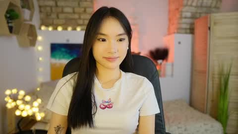 Allyah Sky online show from 03.07.25