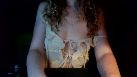 Snapshot of allycat4xoxo chatting on 06.03.26 allycat4xoxo online show from 06.03.26