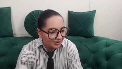         online show from 03.06.26