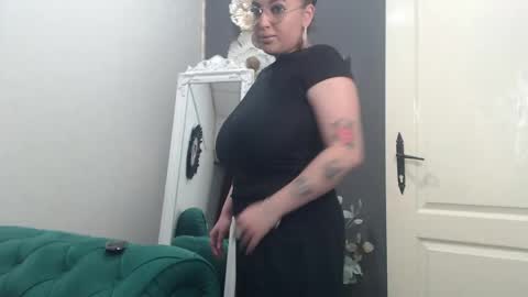         online show from 05.15.26