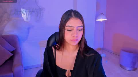 Snapshot of allyjensen chatting on 02.05.25 Alisson online show from 02.05.25