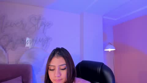 Snapshot of allyjensen chatting on 02.06.25 Alisson online show from 02.06.25