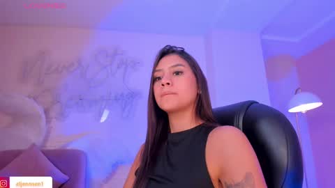 Snapshot of allyjensen chatting on 02.10.25 Alisson online show from 02.10.25