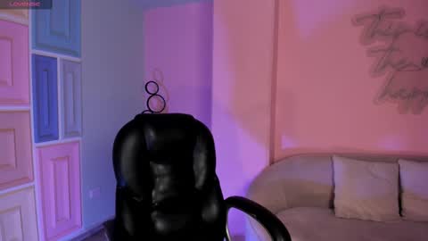 Snapshot of allyjensen chatting on 02.17.25 Alisson online show from 02.17.25