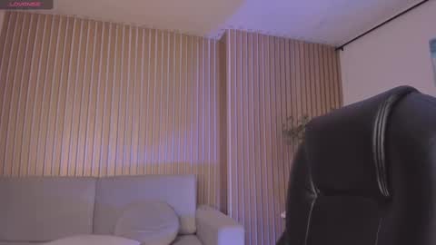 Snapshot of allyjensen chatting on 02.20.25 Alisson online show from 02.20.25