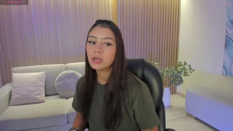 Snapshot of allyjensen chatting on 03.02.25 Alisson online show from 03.02.25