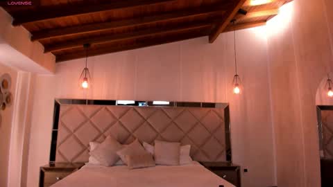 Snapshot of allyjensen chatting on 09.28.25 Alisson online show from 09.28.25