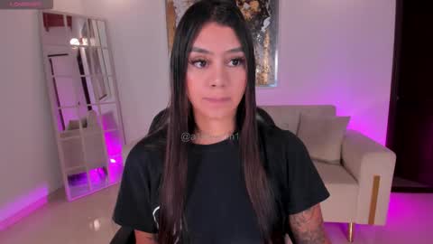 Snapshot of allyjensen chatting on 10.29.25 Alisson online show from 10.29.25