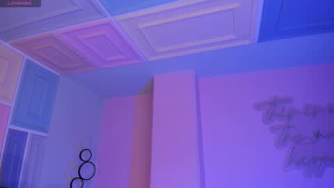 Snapshot of allyjensen chatting on 12.03.25 Alisson online show from 12.03.25