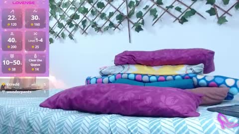 Snapshot of allysonstonne chatting on 09.20.25 Allysonstonnes online show from 09.20.25