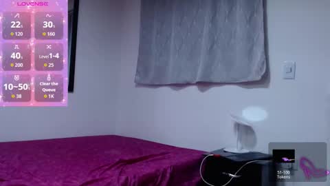 Snapshot of allysonstonne chatting on 11.02.25 Allysonstonnes online show from 11.02.25