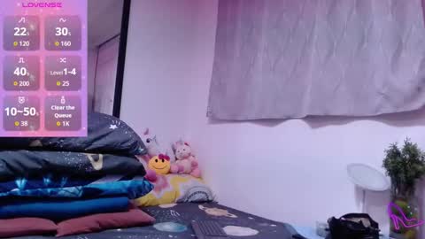 Snapshot of allysonstonne chatting on 11.23.25 Allysonstonnes online show from 11.23.25