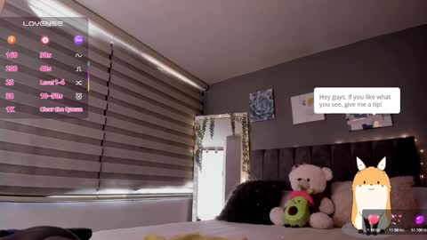 Snapshot of allysonsweett chatting on 11.12.25 ANNA online show from 11.12.25