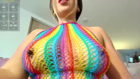 Snapshot of allysonswwan17 chatting on 11.19.25 Ally online show from 11.19.25