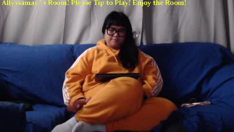 Snapshot of allyssamay chatting on 12.13.24 Allyssamay online show from 12.13.24