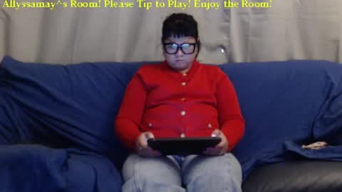 Snapshot of allyssamay chatting on 12.15.24 Allyssamay online show from 12.15.24
