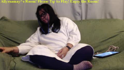 Snapshot of allyssamay chatting on 01.12.25 Allyssamay online show from 01.12.25