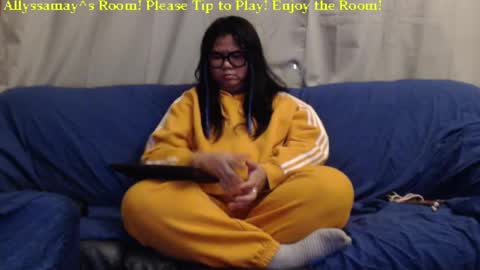 Snapshot of allyssamay chatting on 01.21.25 Allyssamay online show from 01.21.25