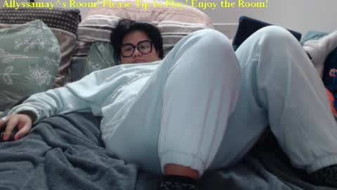 Snapshot of allyssamay chatting on 02.04.25 Allyssamay online show from 02.04.25