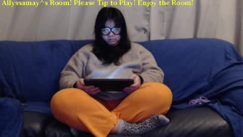 Snapshot of allyssamay chatting on 02.22.25 Allyssamay online show from 02.22.25