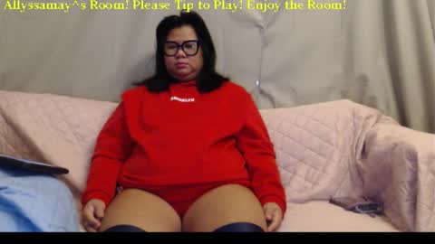 Snapshot of allyssamay chatting on 10.14.25 Allyssamay online show from 10.14.25