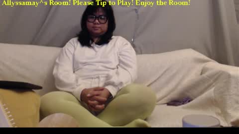 Allyssamay online show from 12.04.25