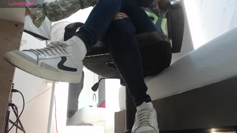 Snapshot of alma_fenix chatting on 02.07.25 ALMA FENIX online show from 02.07.25