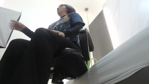 Snapshot of alma_fenix chatting on 02.12.25 ALMA FENIX online show from 02.12.25